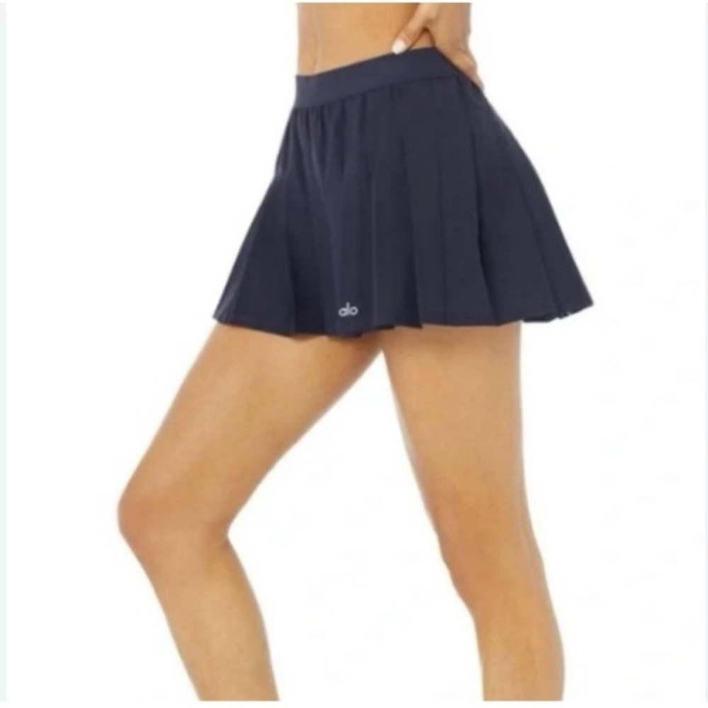 Alo Yoga Black Pleated Skirt